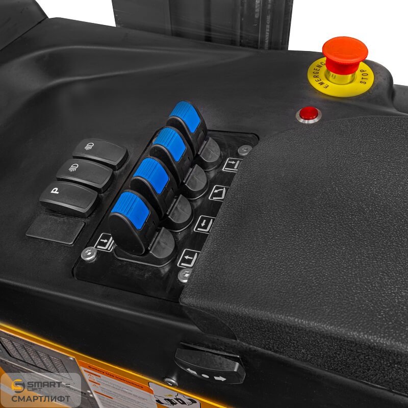 Узкопроходный ричтрак OPTS15 (1500 кг; 14 м; 80В / 600Ач) СМАРТЛИФТ (SMARTLIFT) – изображение №3